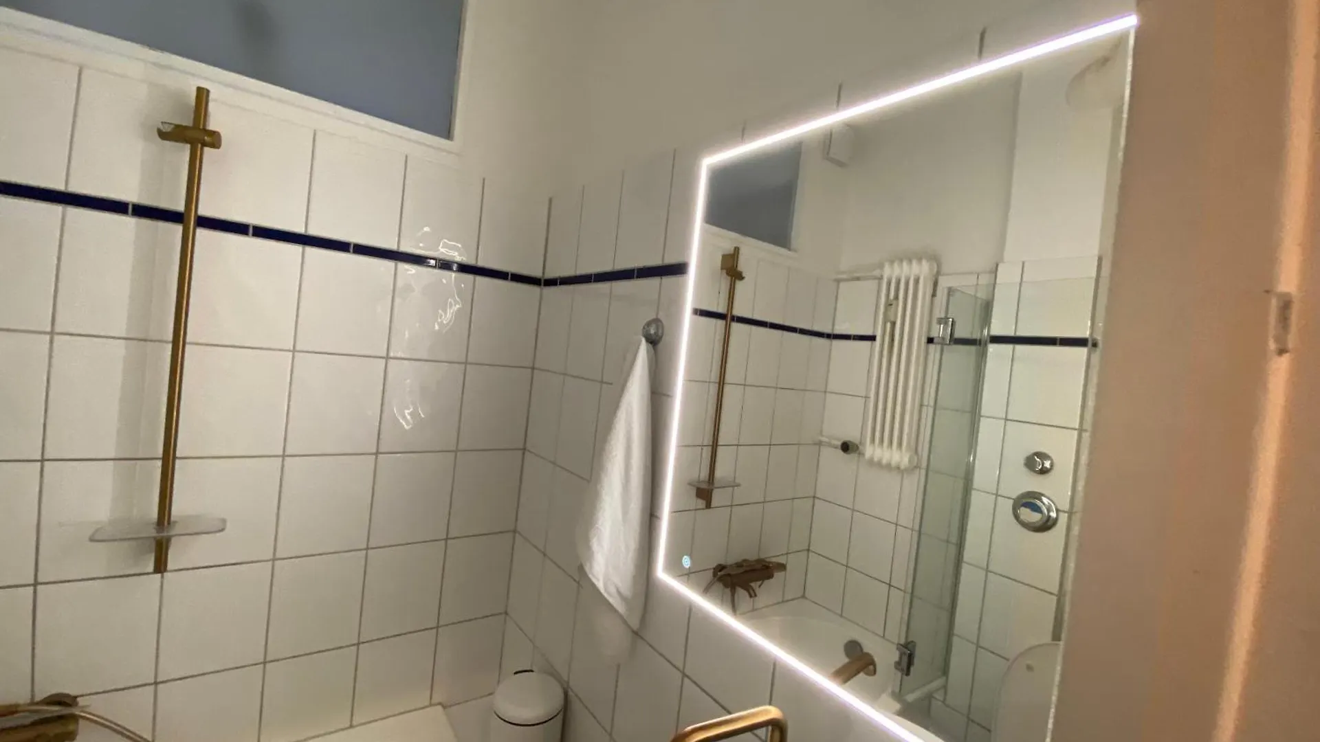 Stilvolle Wohnung In Kudamm Und Grunewald Berlino Germania